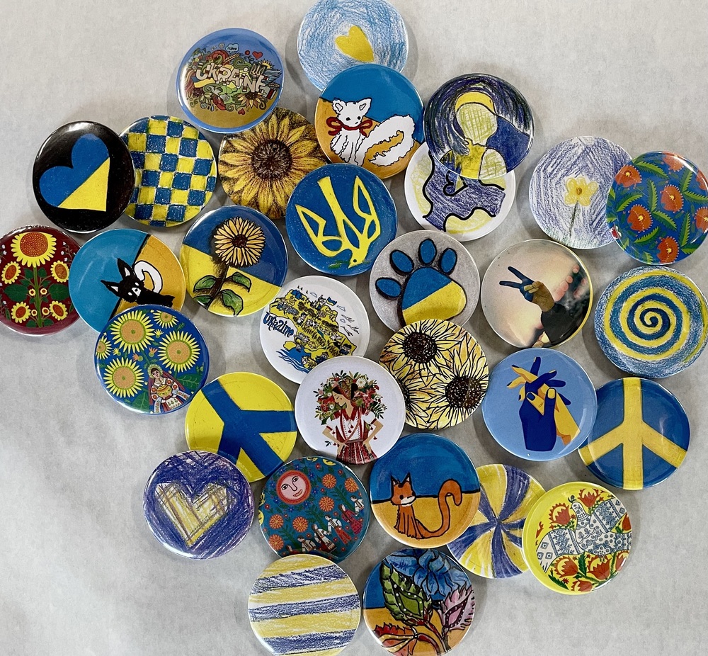 Buttons for Ukraine